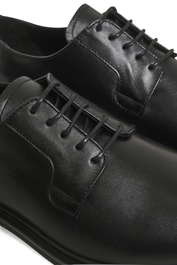 black-mafitch-shoe-1.jpg