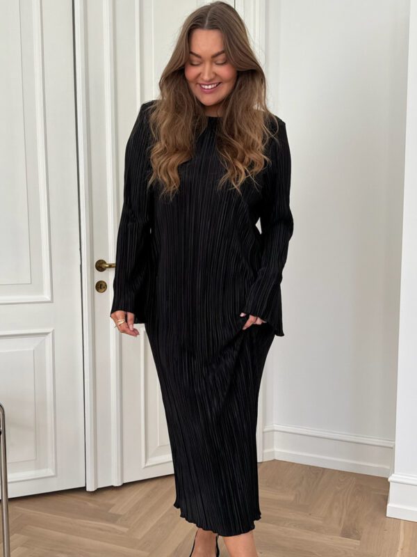 Kellyic Long Plisse Dress