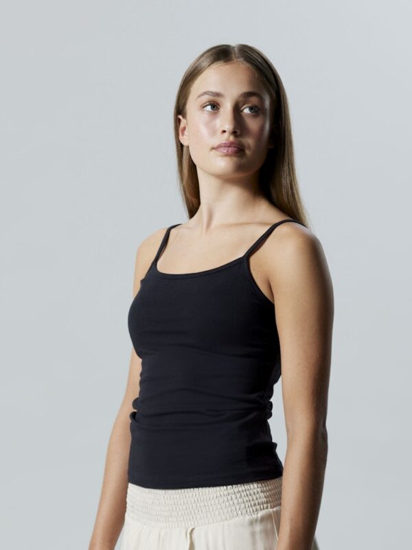 NLFNOVE STRAP SHORT S TOP 2P NOOS