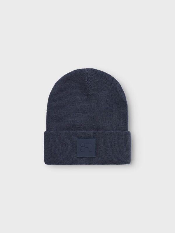 NMNMALIK KNIT BEANIE BADGE1