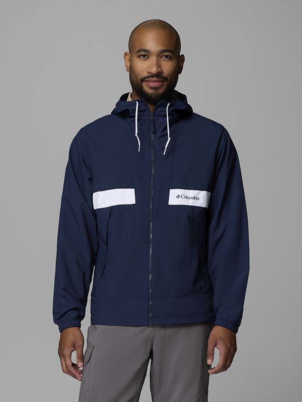 Spire Valley Hooded Windbreake