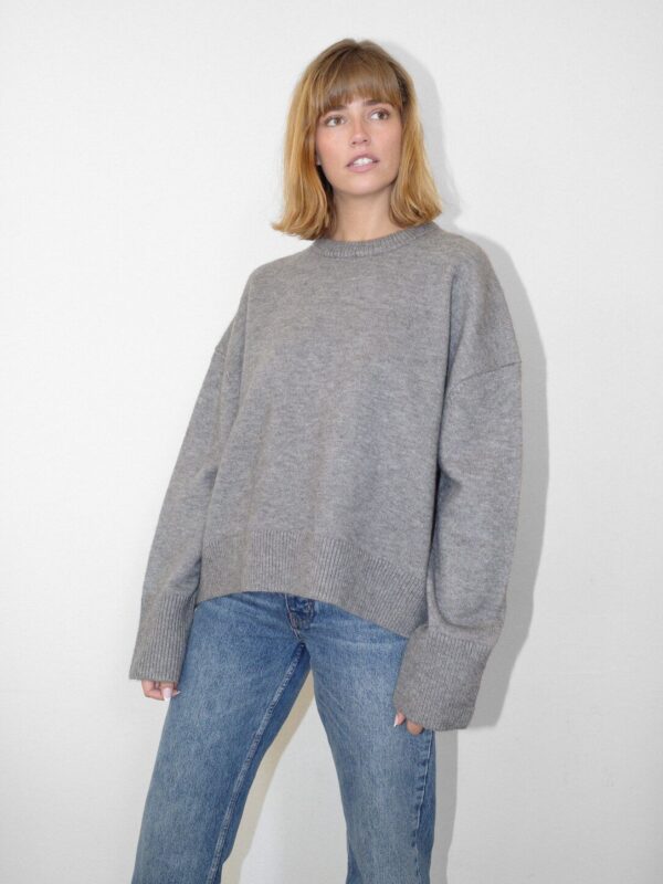 OLOL O-NECK KNIT - Image 3