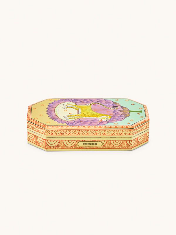 Very Berry Tiger Box Large